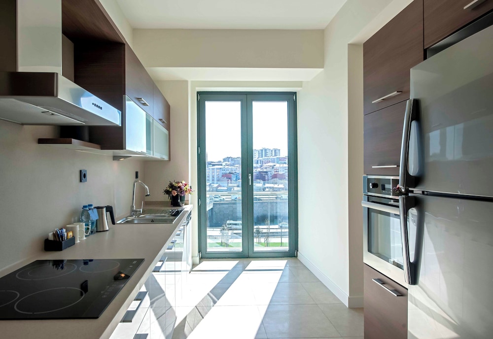 The Superior Living Batisehir 54/55