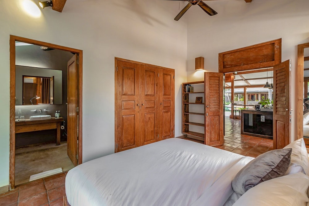 Kuno Villas 14/50