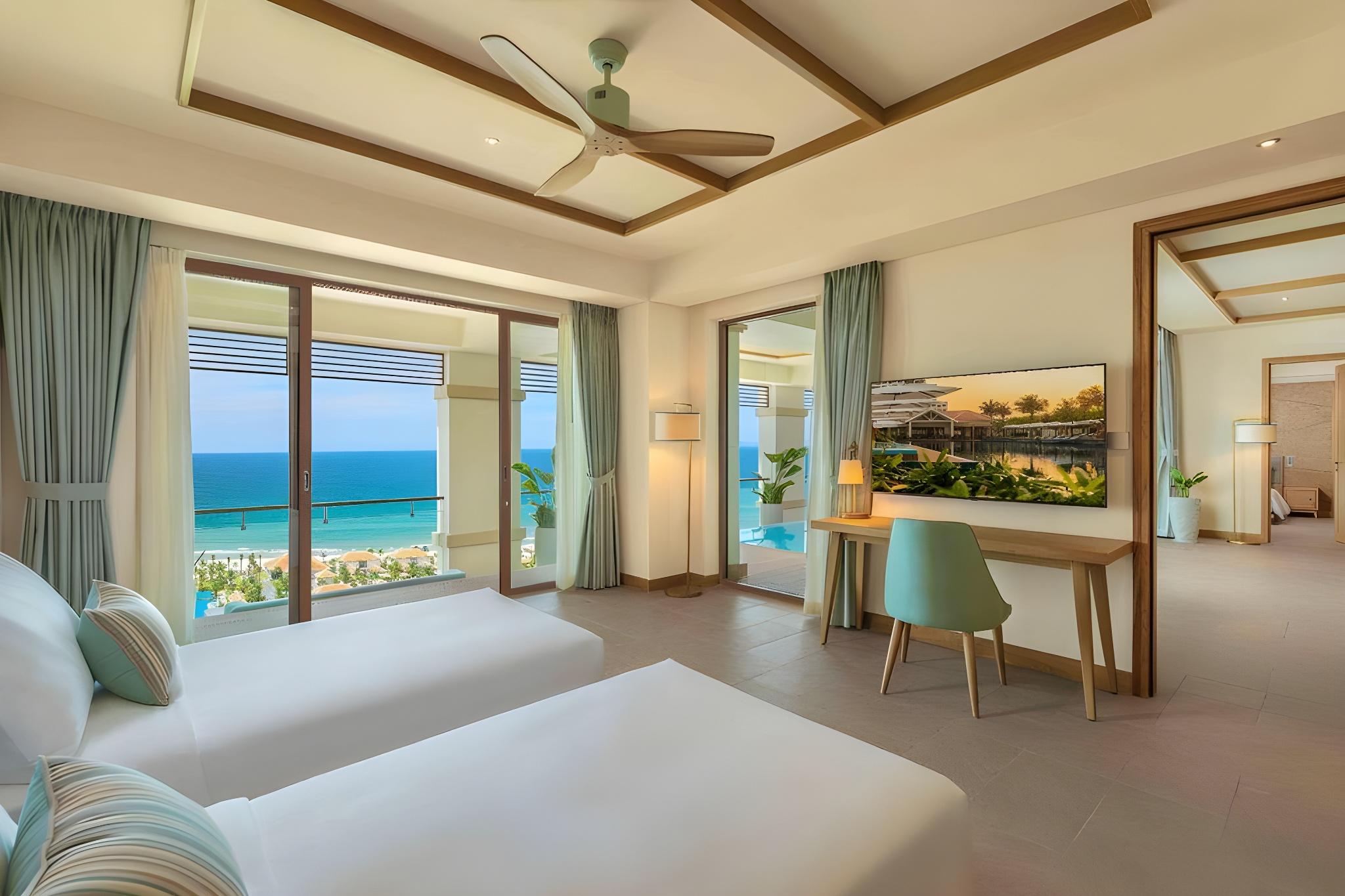 2 Bedrooms, Pool, Premium, Suite, King and Twin Beds