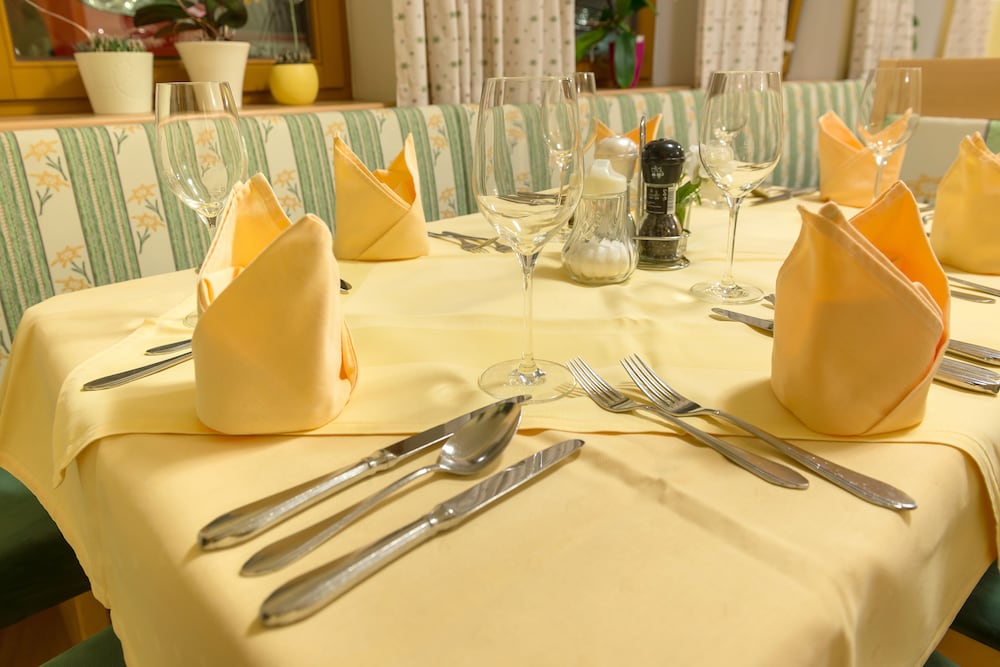 Hotel Schneeberger 63/75