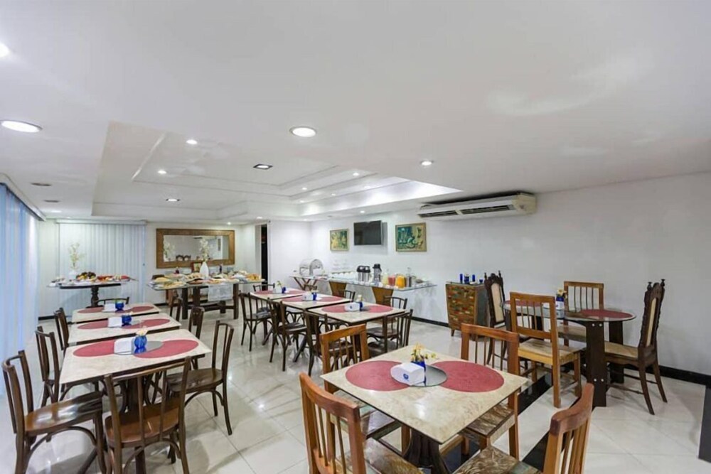 Eunapolis Plaza Hotel 33/43