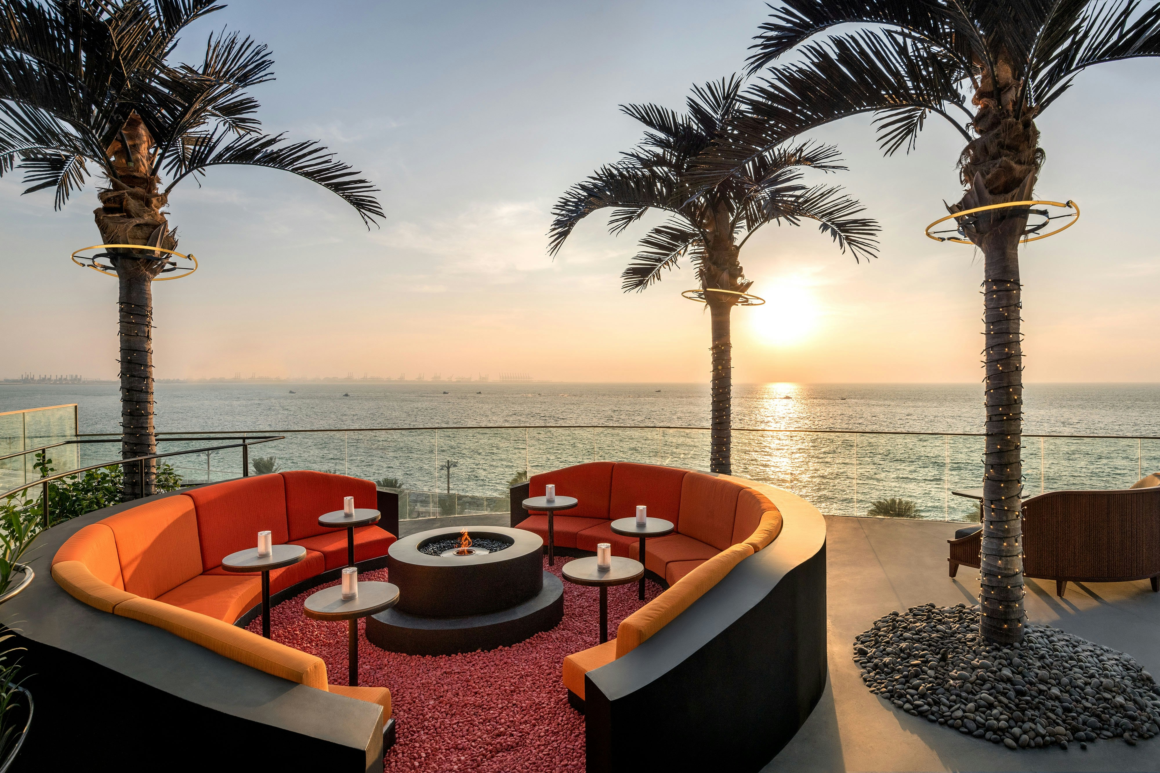 W Dubai – The Palm 61/61