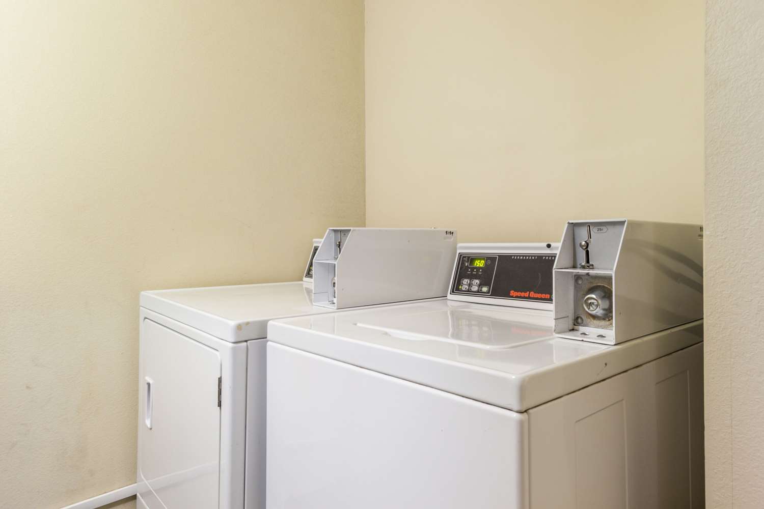 Quality Inn and Suites Florence Cincinnati South 11/48