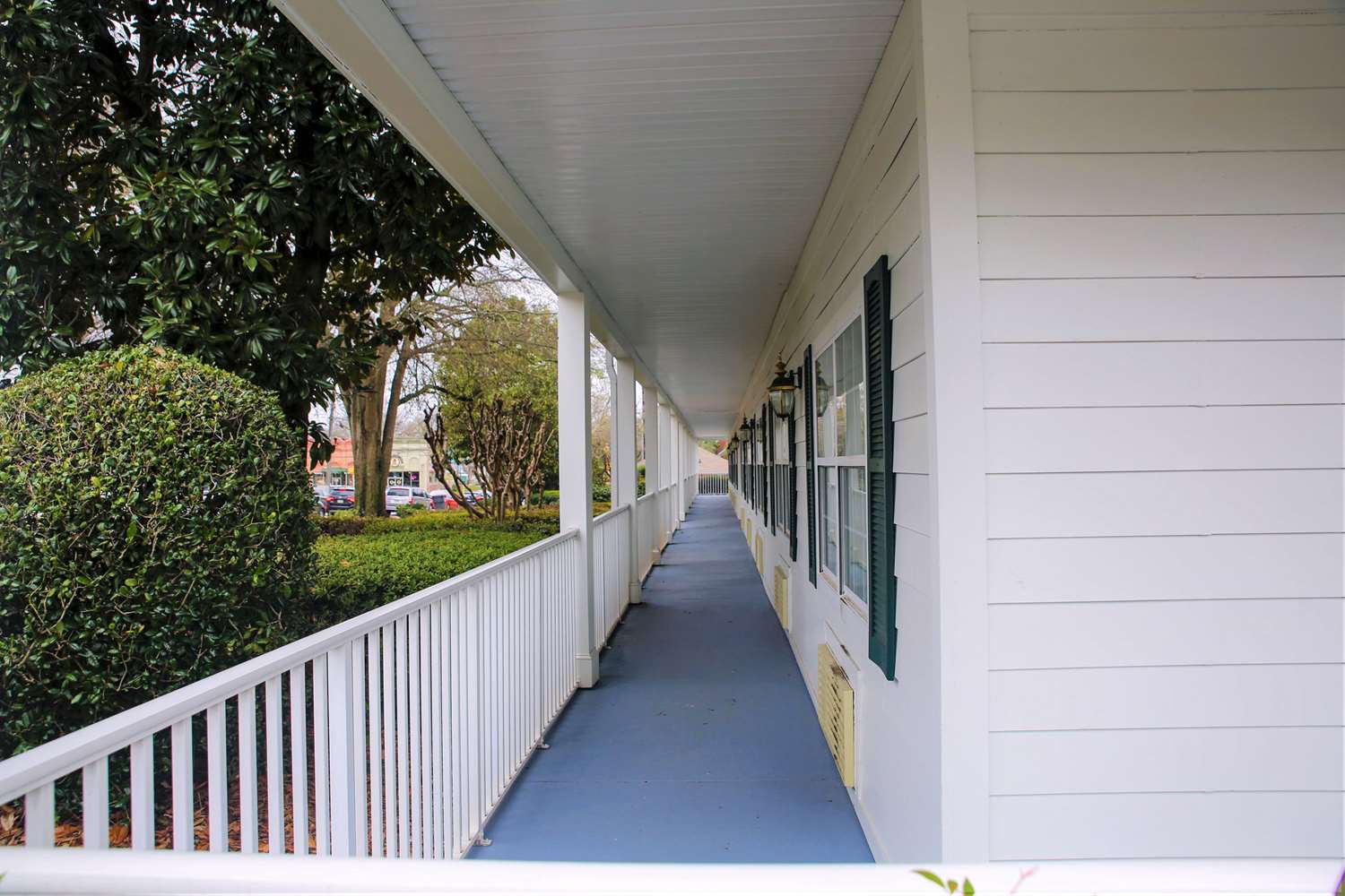Quality Inn Fayetteville Near Historic Downtown Square 7/22