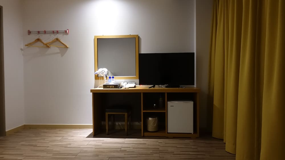 Gallery Hotel Bnb 9/30