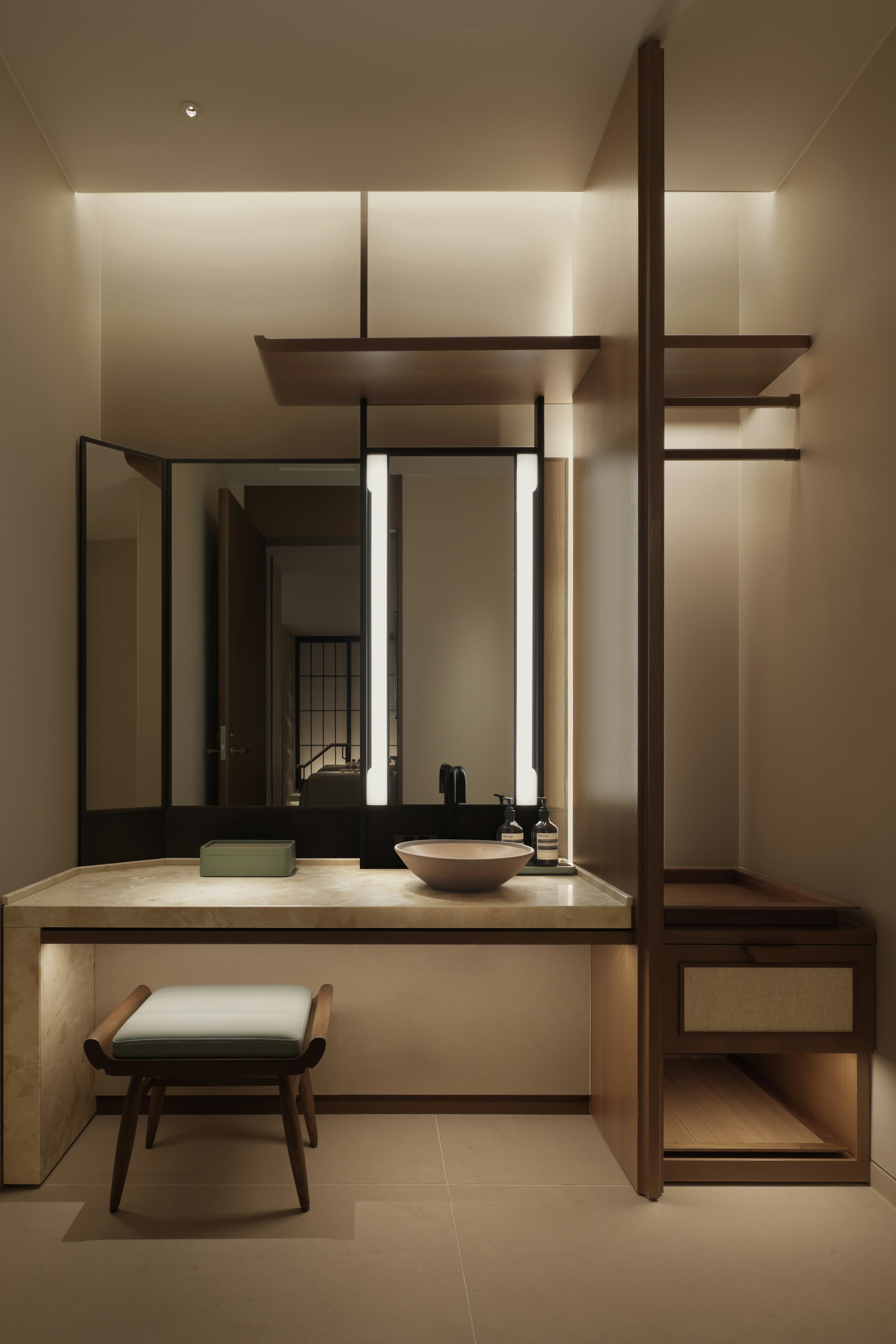 Waldorf Astoria Osaka 56/56