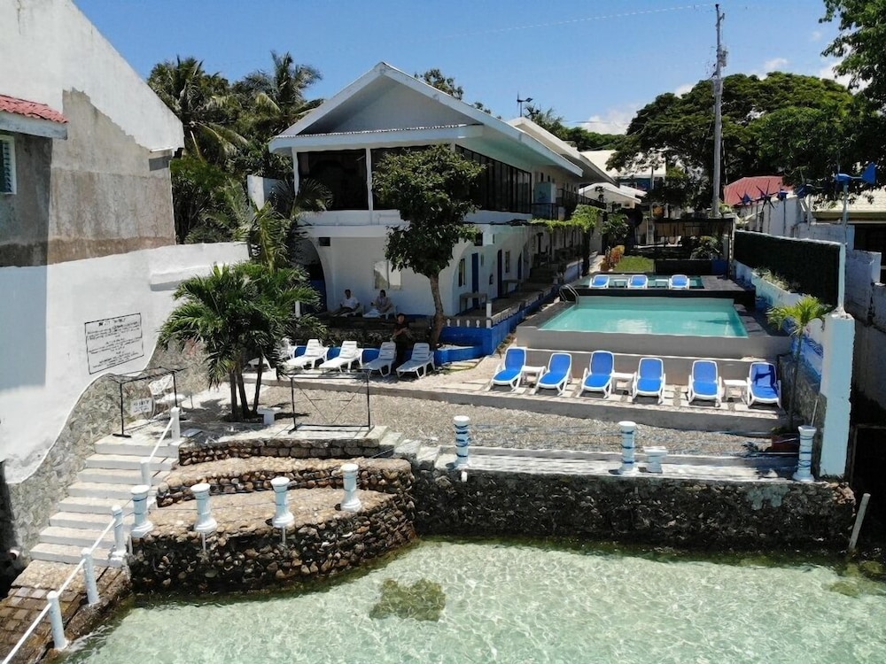 Pescadores Seaview Suites 1/72