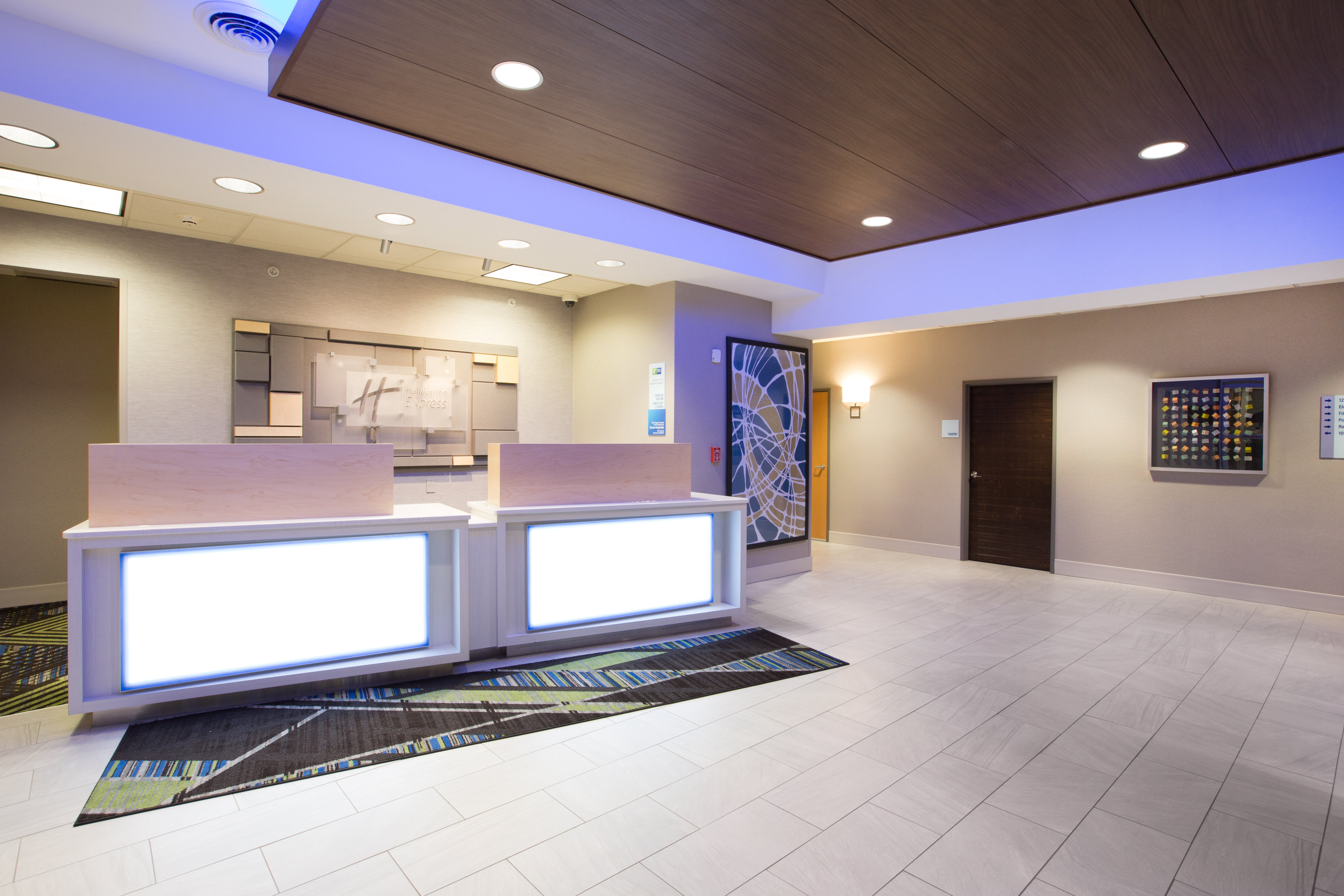 Holiday Inn Express Hastings 7/57
