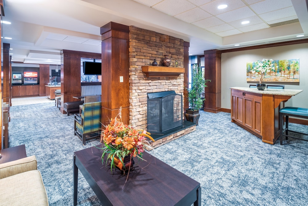 Staybridge Suites Memphis-Poplar Ave East 60/73