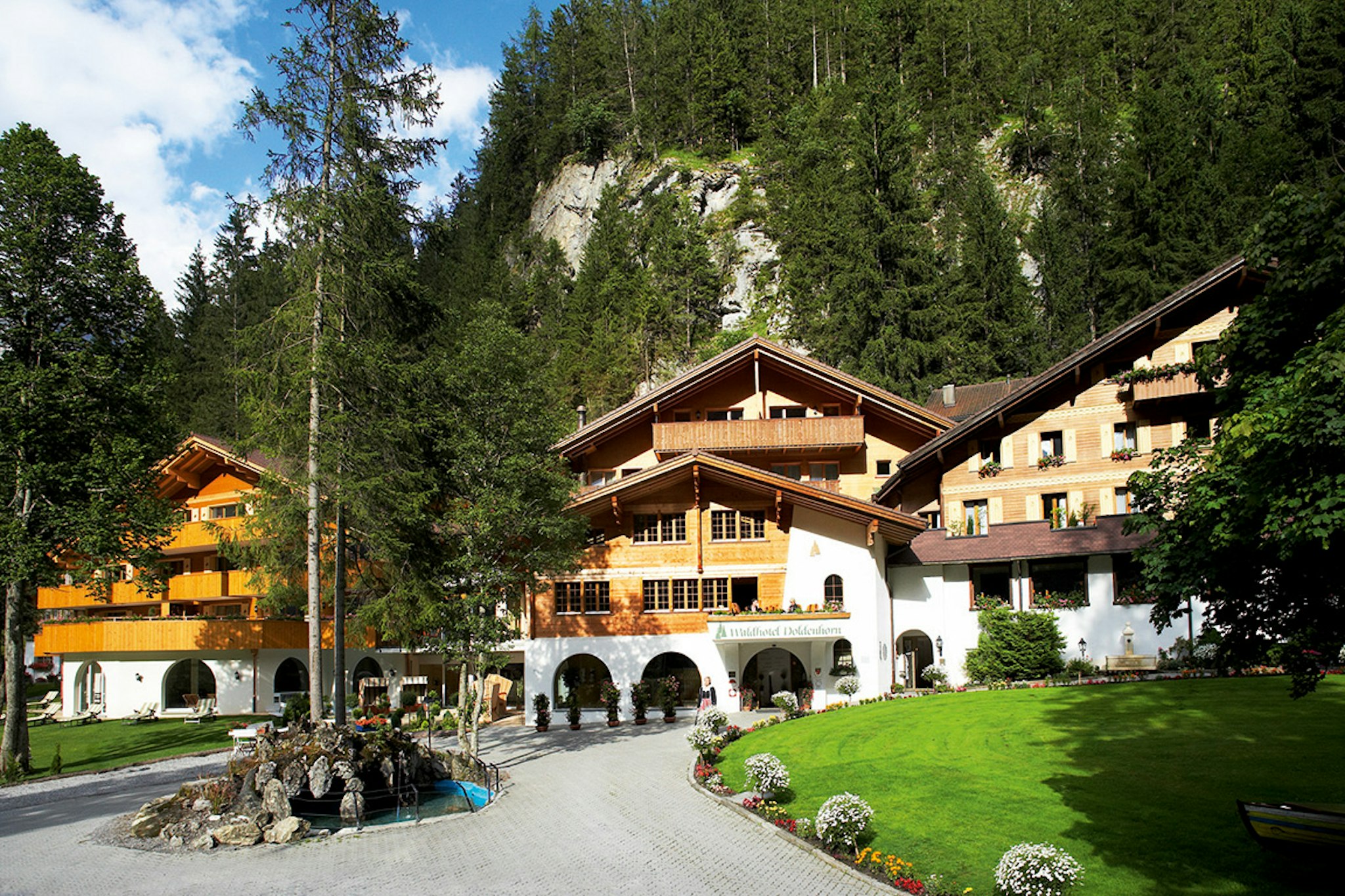 Waldhotel Doldenhorn 2/48