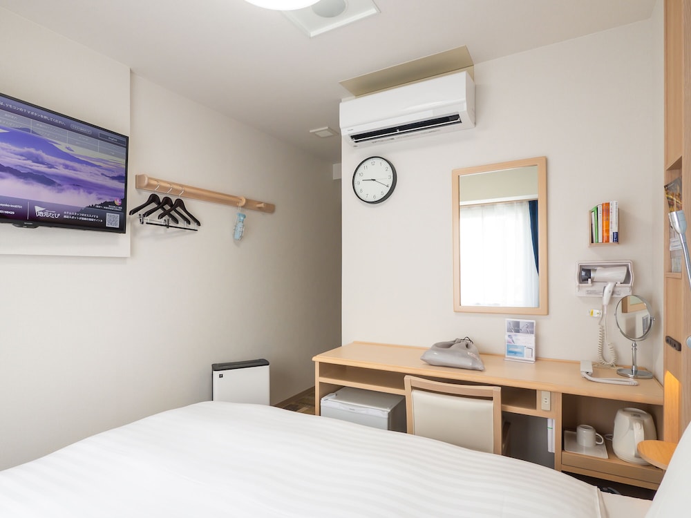Toyoko Inn Tenri Ekimae 16/41