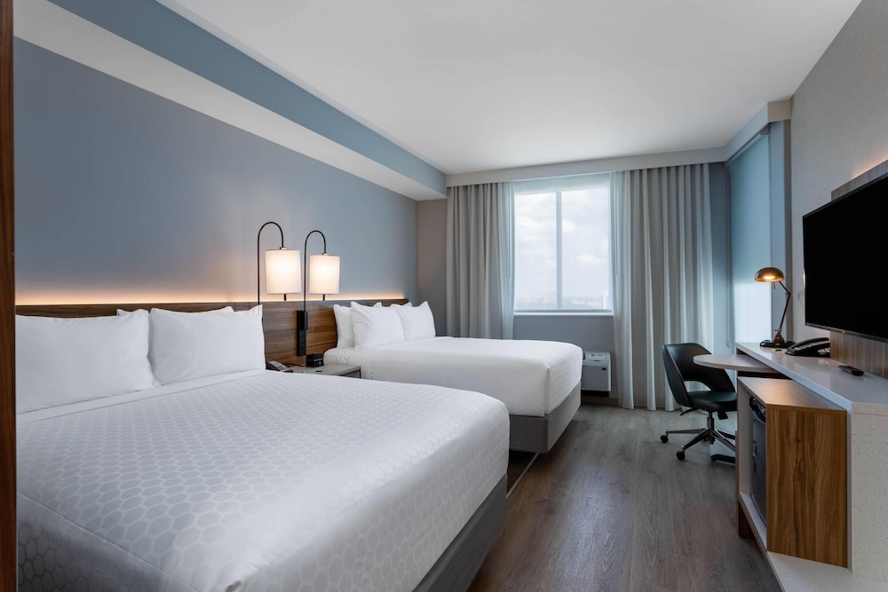 Wyndham Garden Miami International Airport 7/50