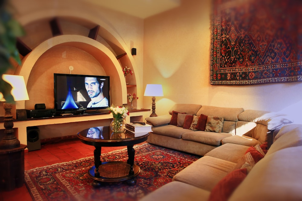 Massabki Hotel 16/38