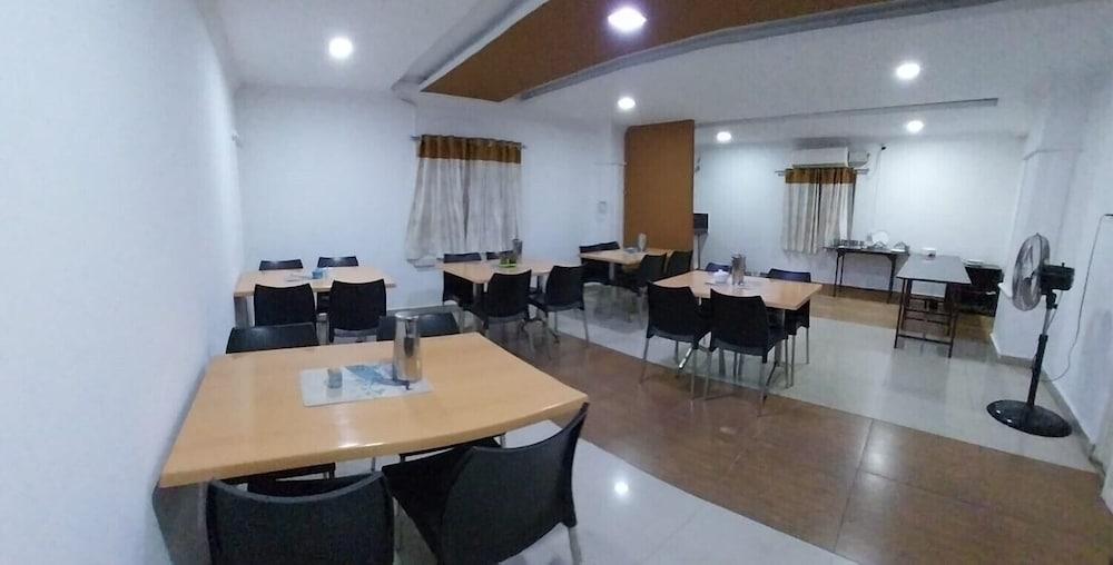 Khyathi Hotels 15/20