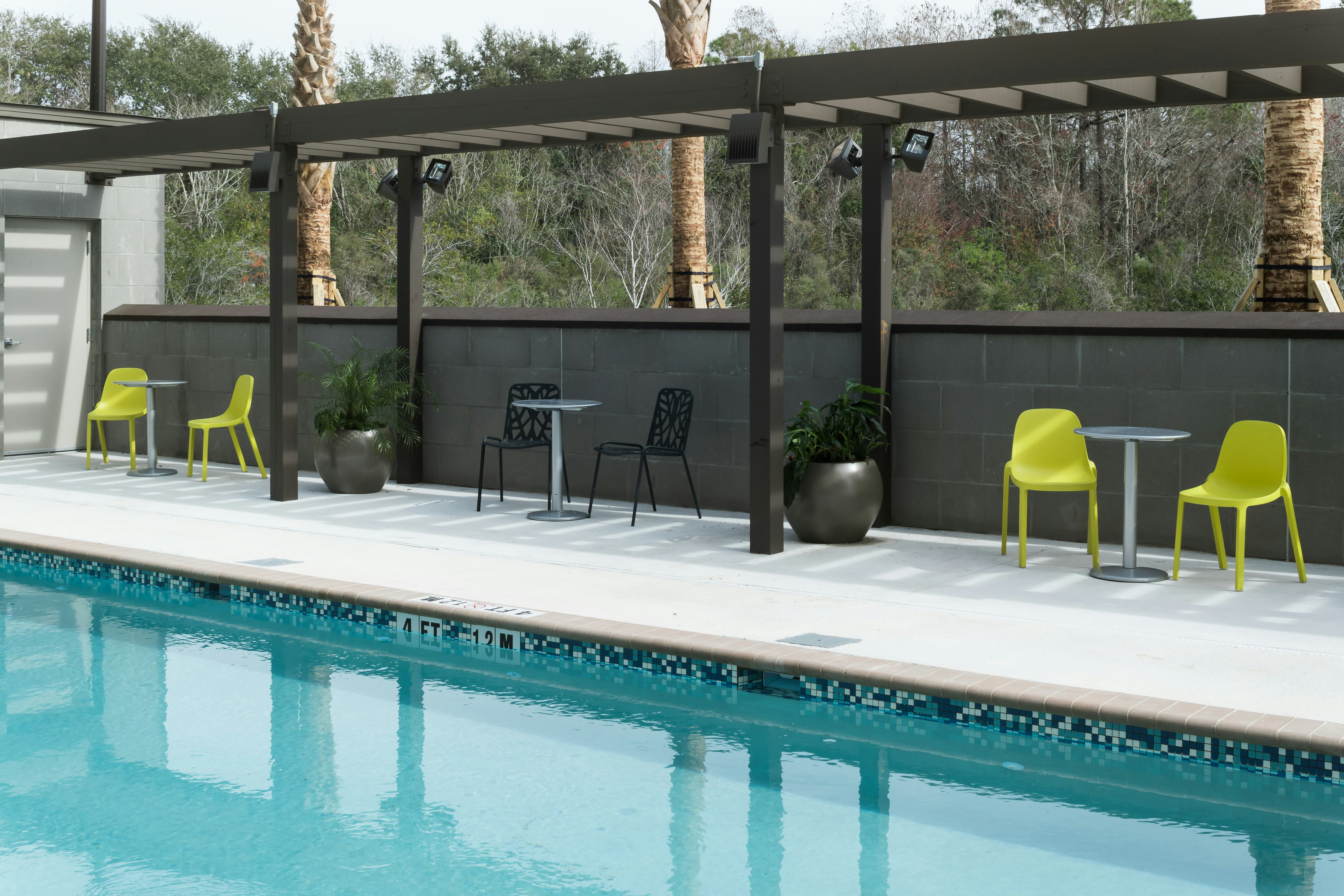 Home2 Suites by Hilton Jacksonville Airport 46/47