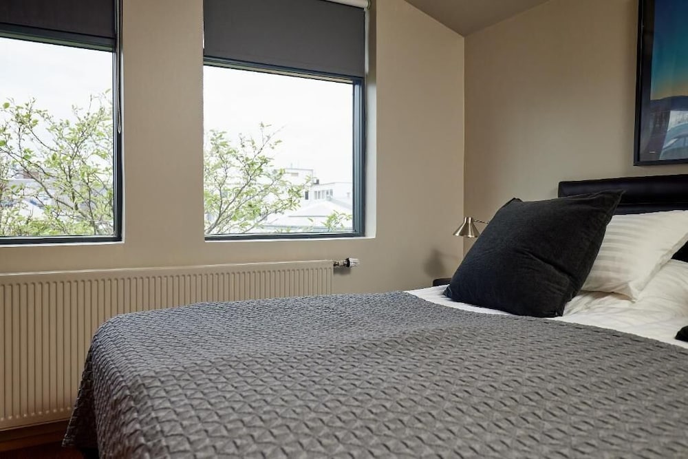 Hotel Fron 19/50