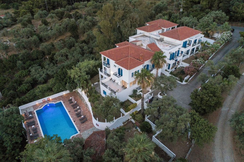 Anamar Skiathos 40/48