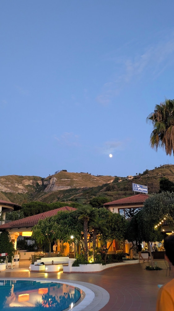 Villaggio La Pizzuta 48/49
