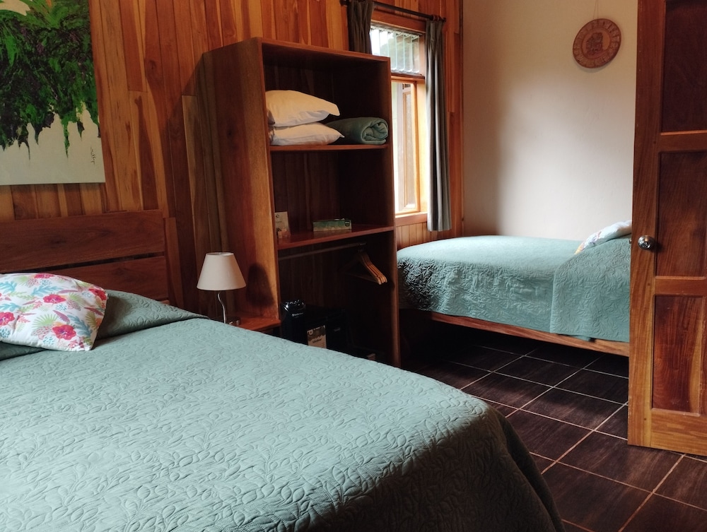 Tower, Standard, Multiple Beds, Mountain View