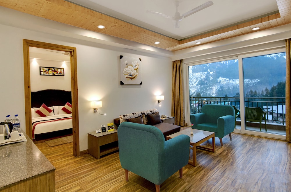 The Orchard Greens Resort 20/48