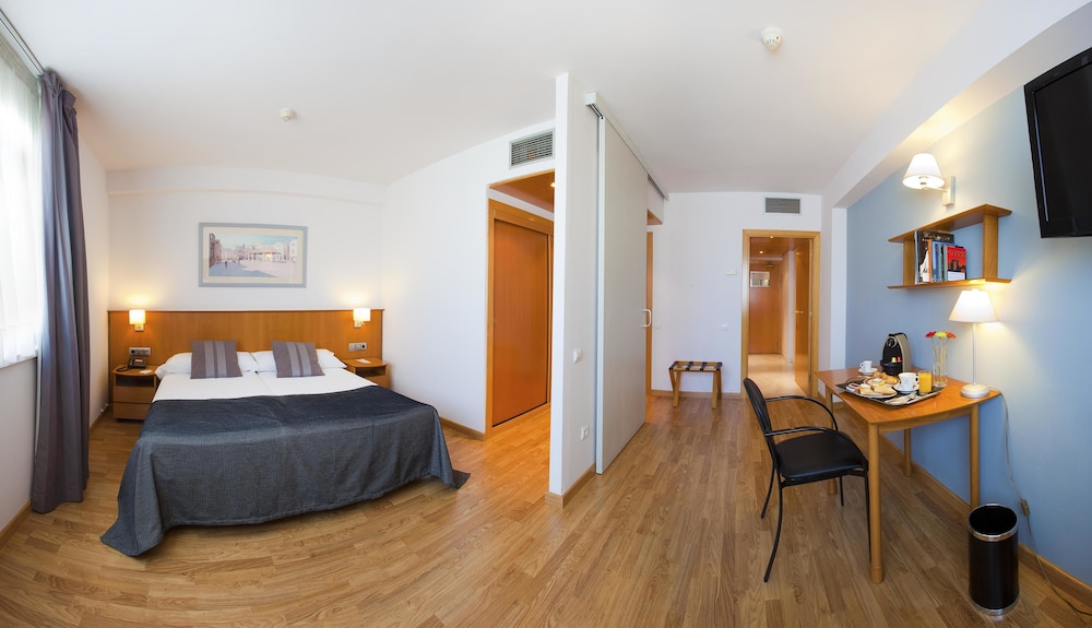Aparthotel Atenea Valles 9/62