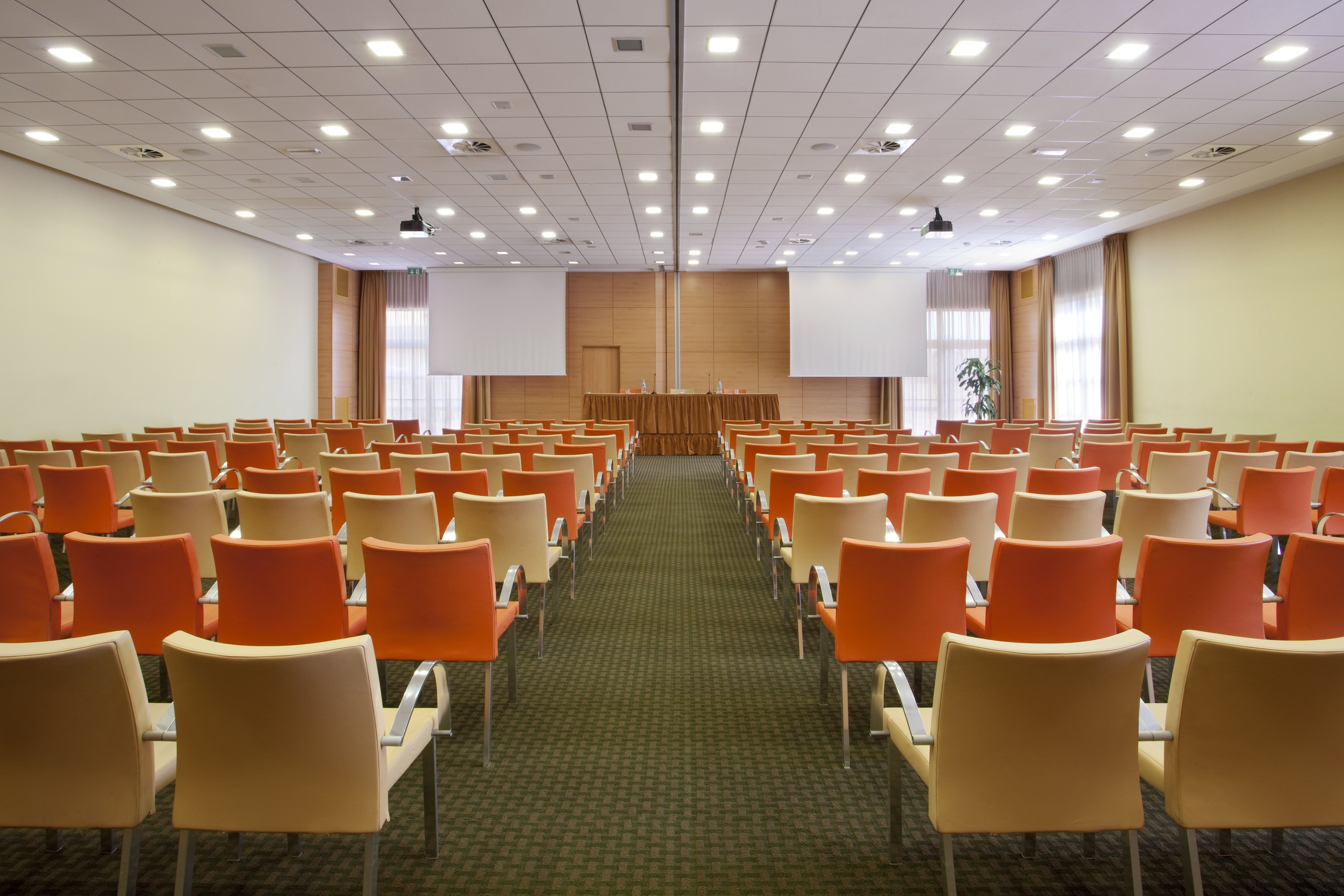 Crowne Plaza Padova 56/66