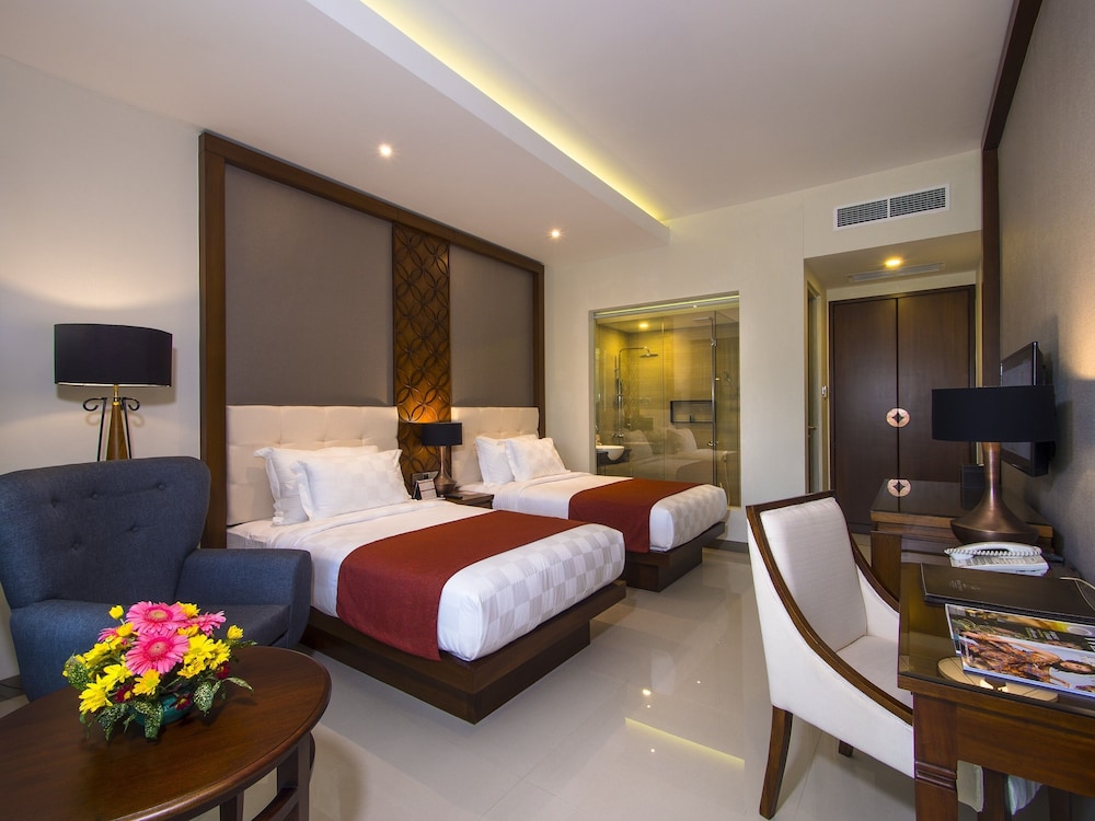 Hotel Puri Asri 10/67