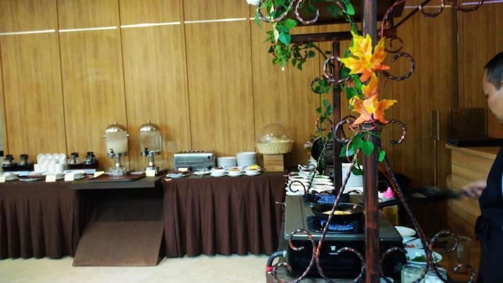 Hotel Namira Syariah Pekalongan 6/61