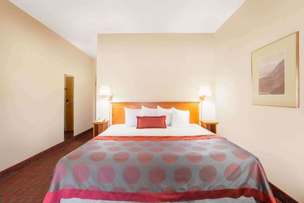 Ramada By Wyndham St George 13/37