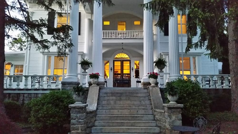 Albemarle Inn 3/79