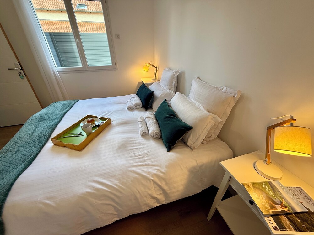 Comfort, King Bed, Private Bathroom, Accessible