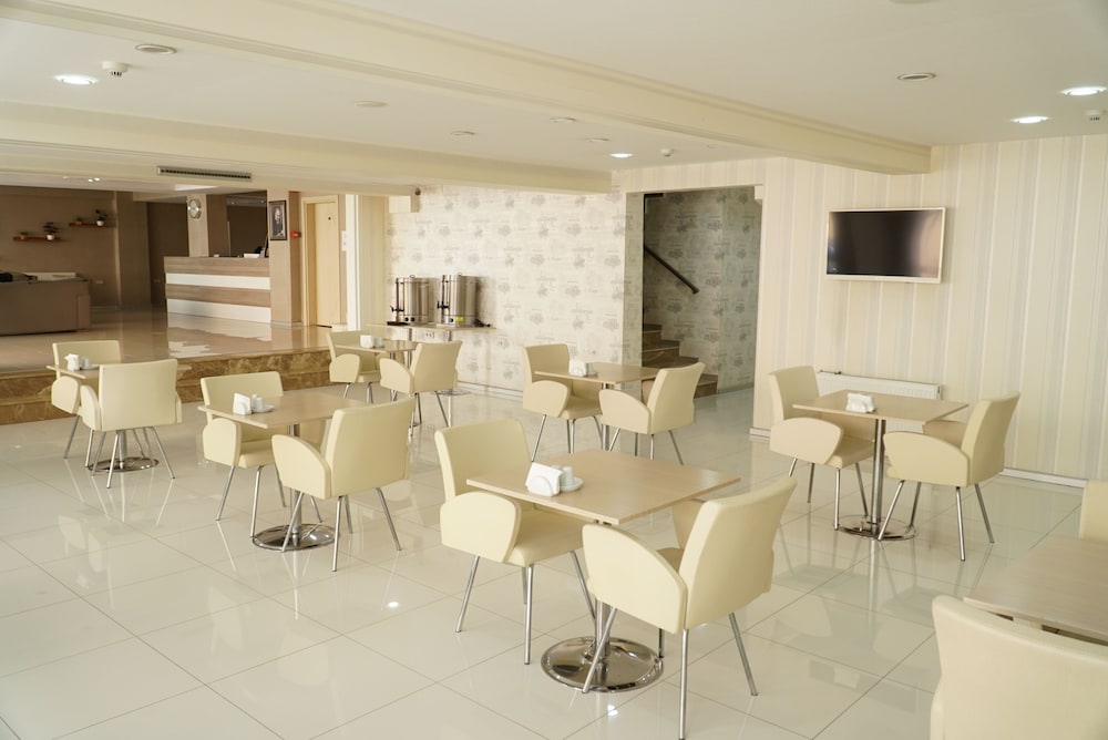 Otel Cinas 26/36