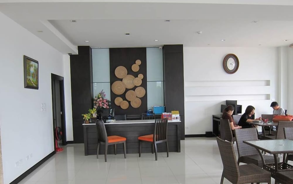 The White Pearl Hotel 24/32
