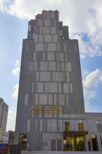 The Parc Hotel 2/36