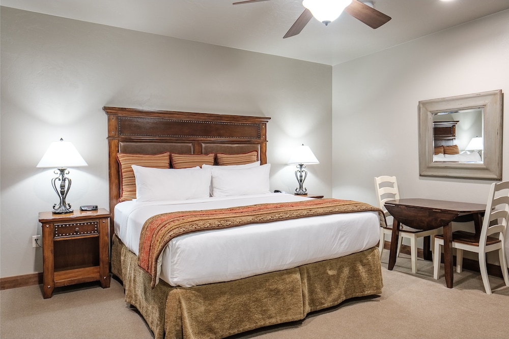 Cable Mountain Lodge 13/50