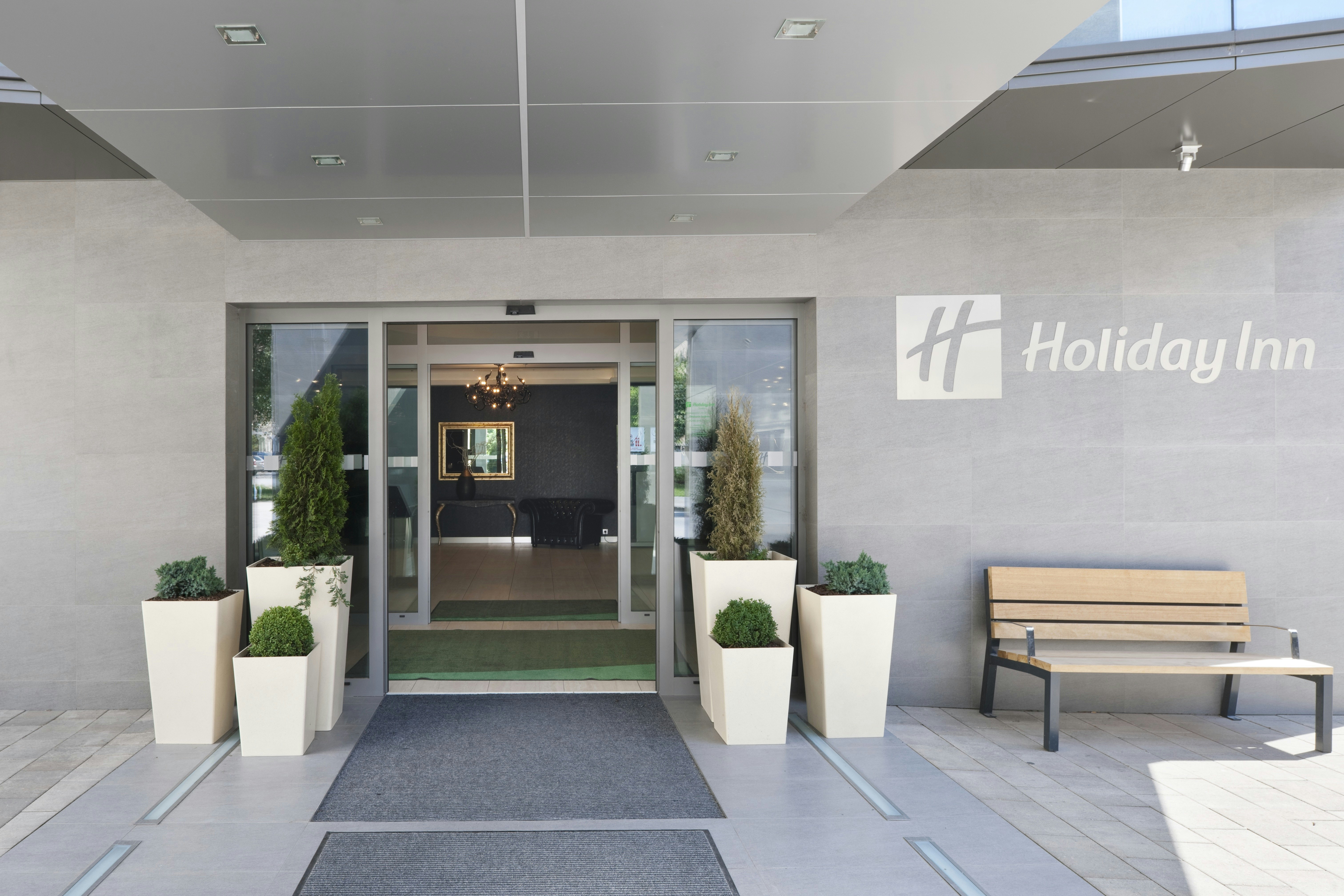 Holiday Inn Trnava 7/66