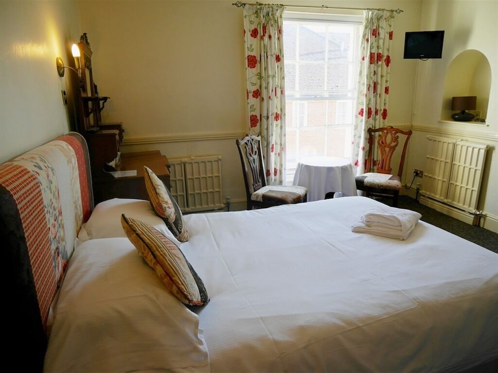 White Hart Hotel &amp; Restaurant 15/42