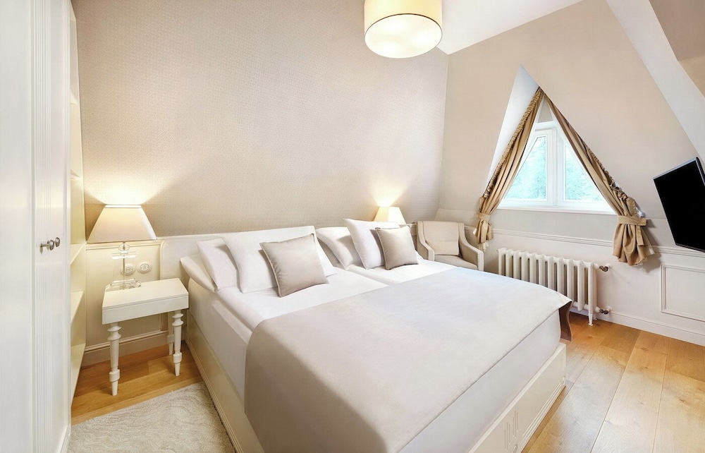 Hotel Lomnica 17/49