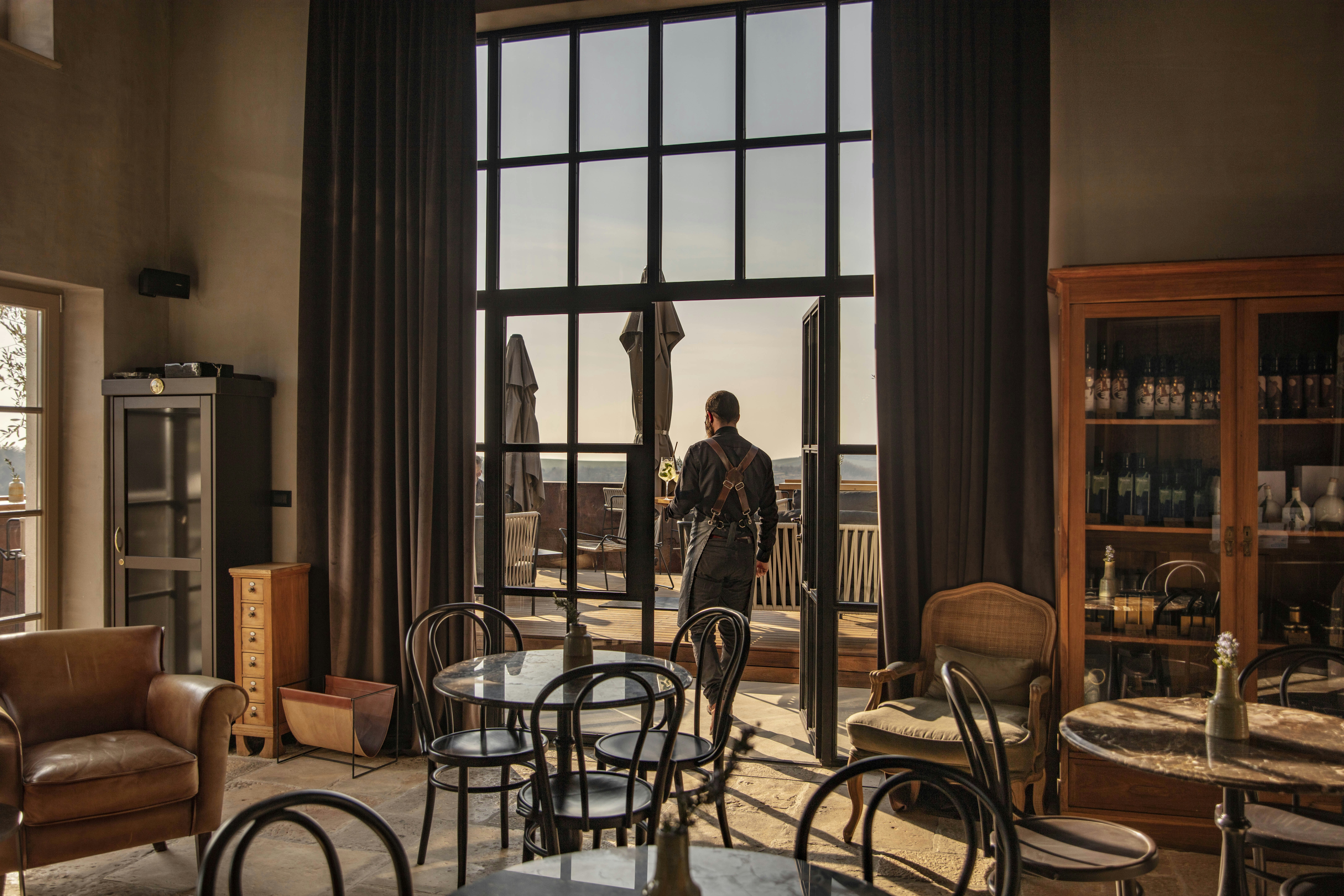 San Canzian Hotel & Residences 40/78