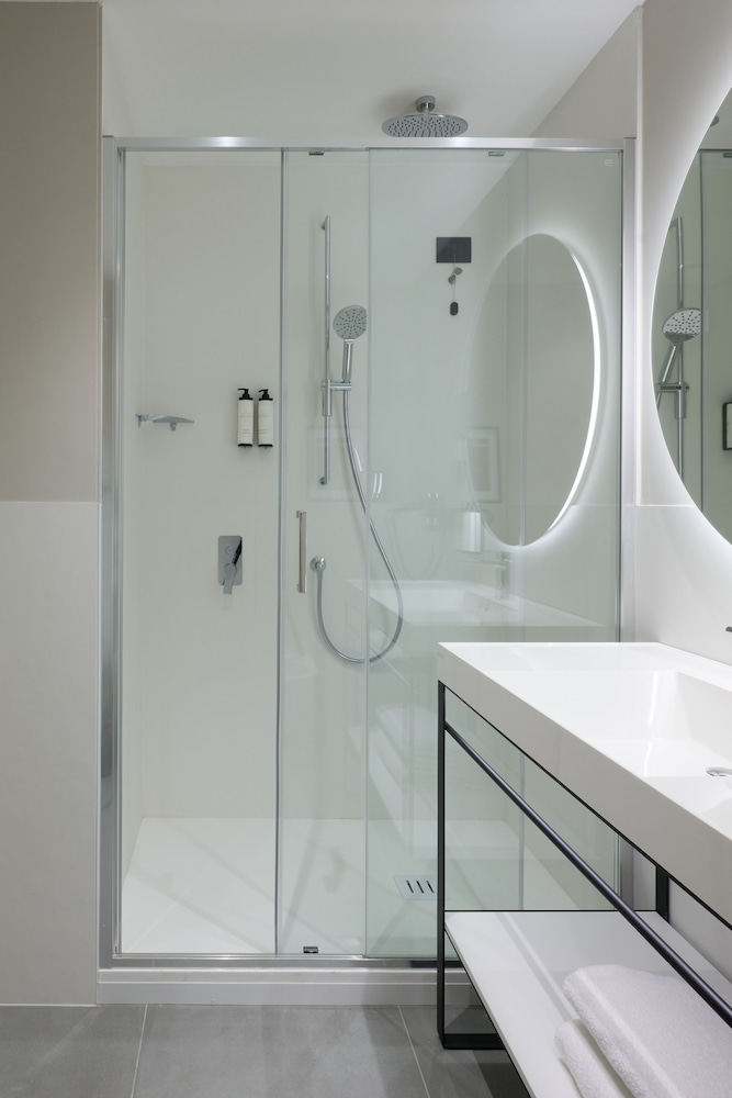 STANDARD HOTEL RAFFAELLO 22/25