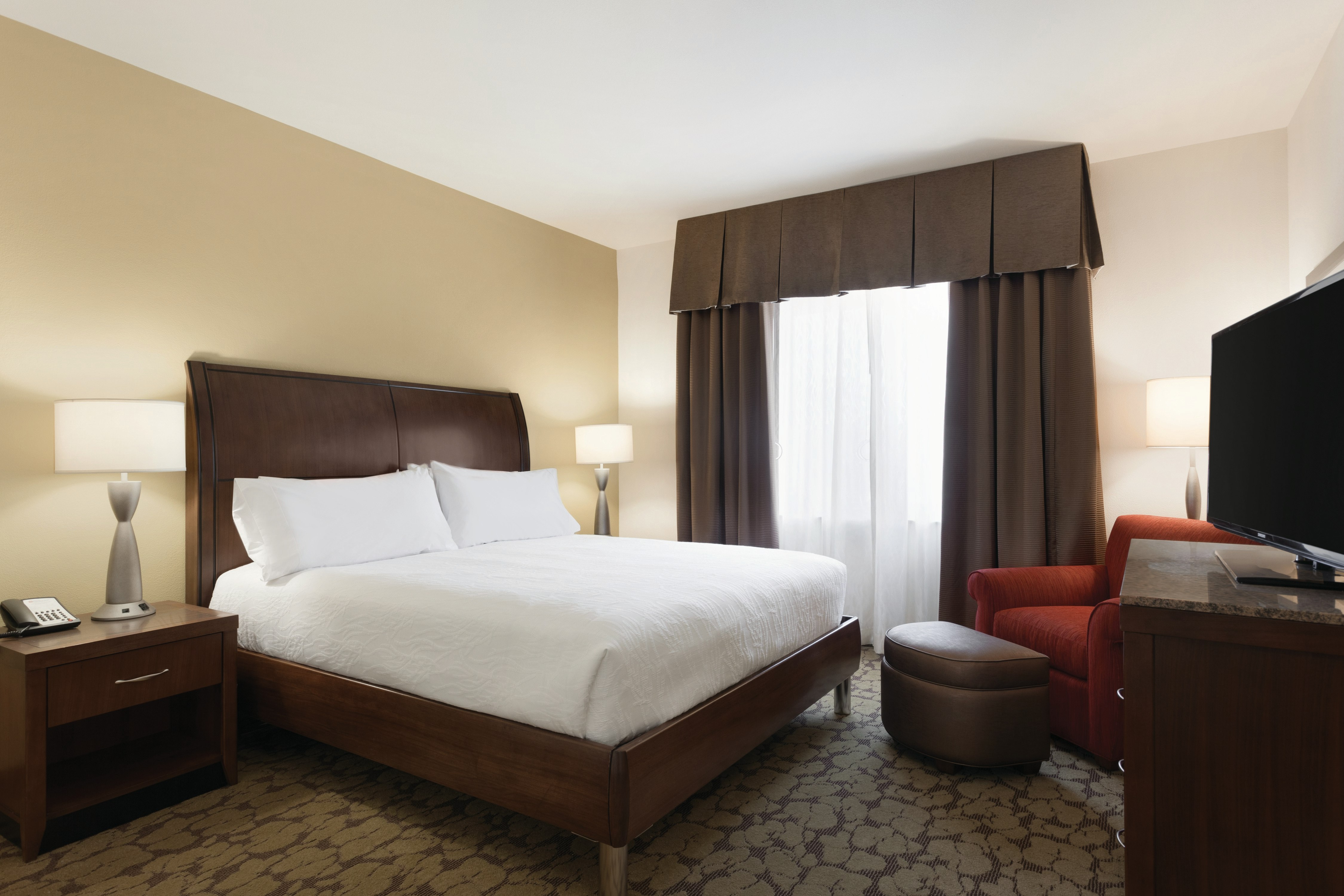 Deluxe, Suite, King Bed, Accessible