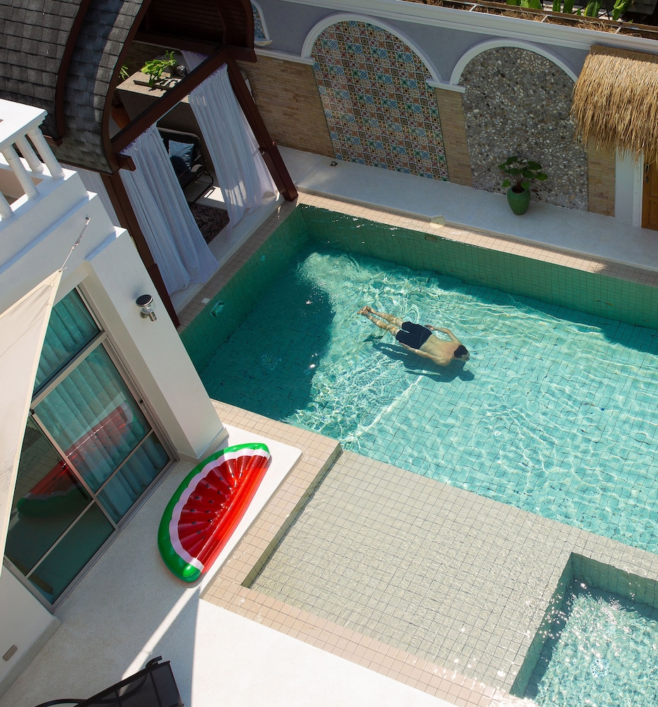 Nirvana Platinum Bbq Villa 7 Bedroom 22/50