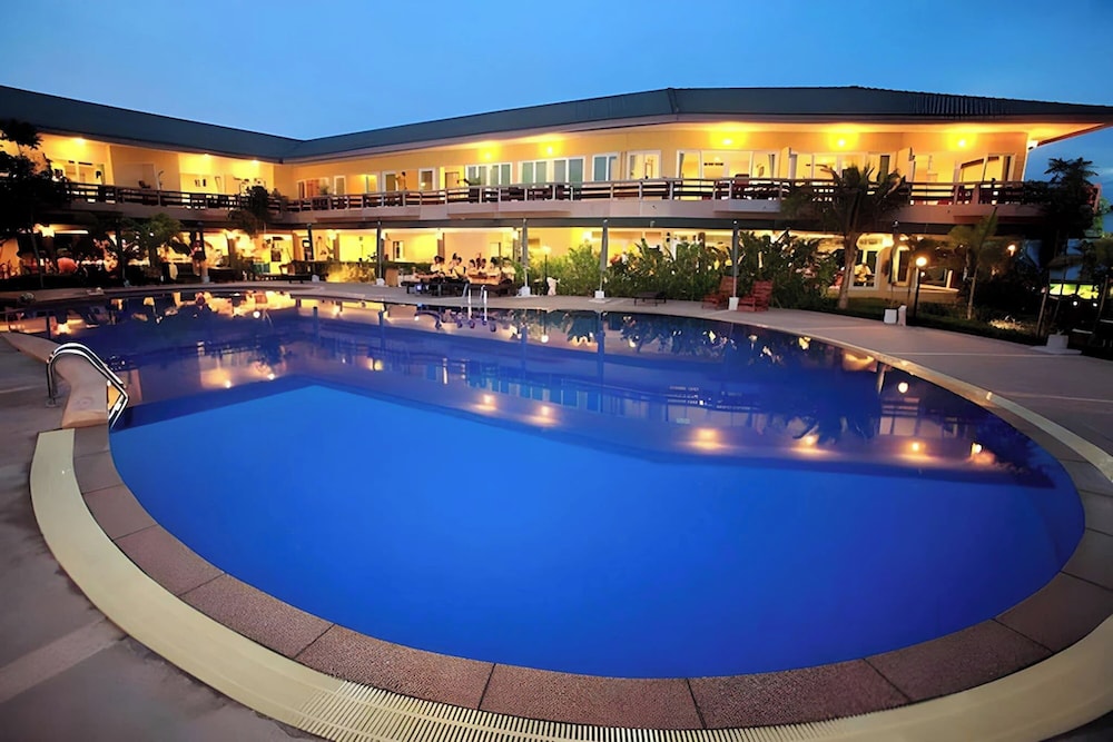 Bacchus Home Resort 48/77