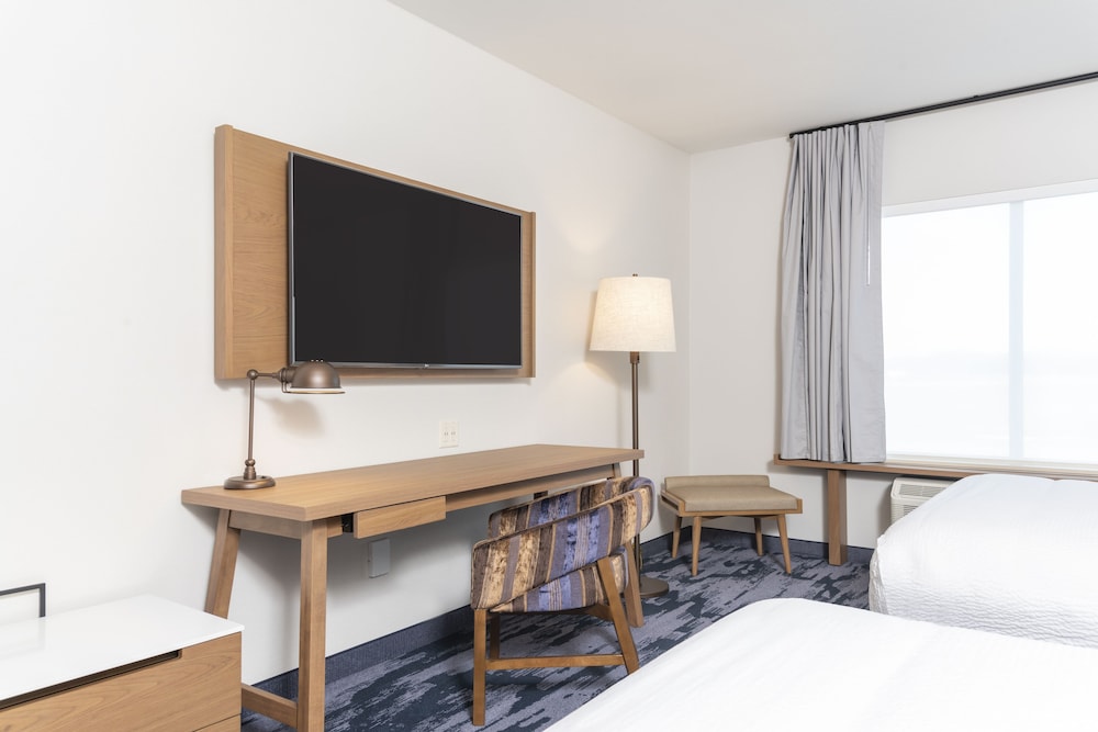 Fairfield Inn And Suites Fair Oaks Farms 21/56