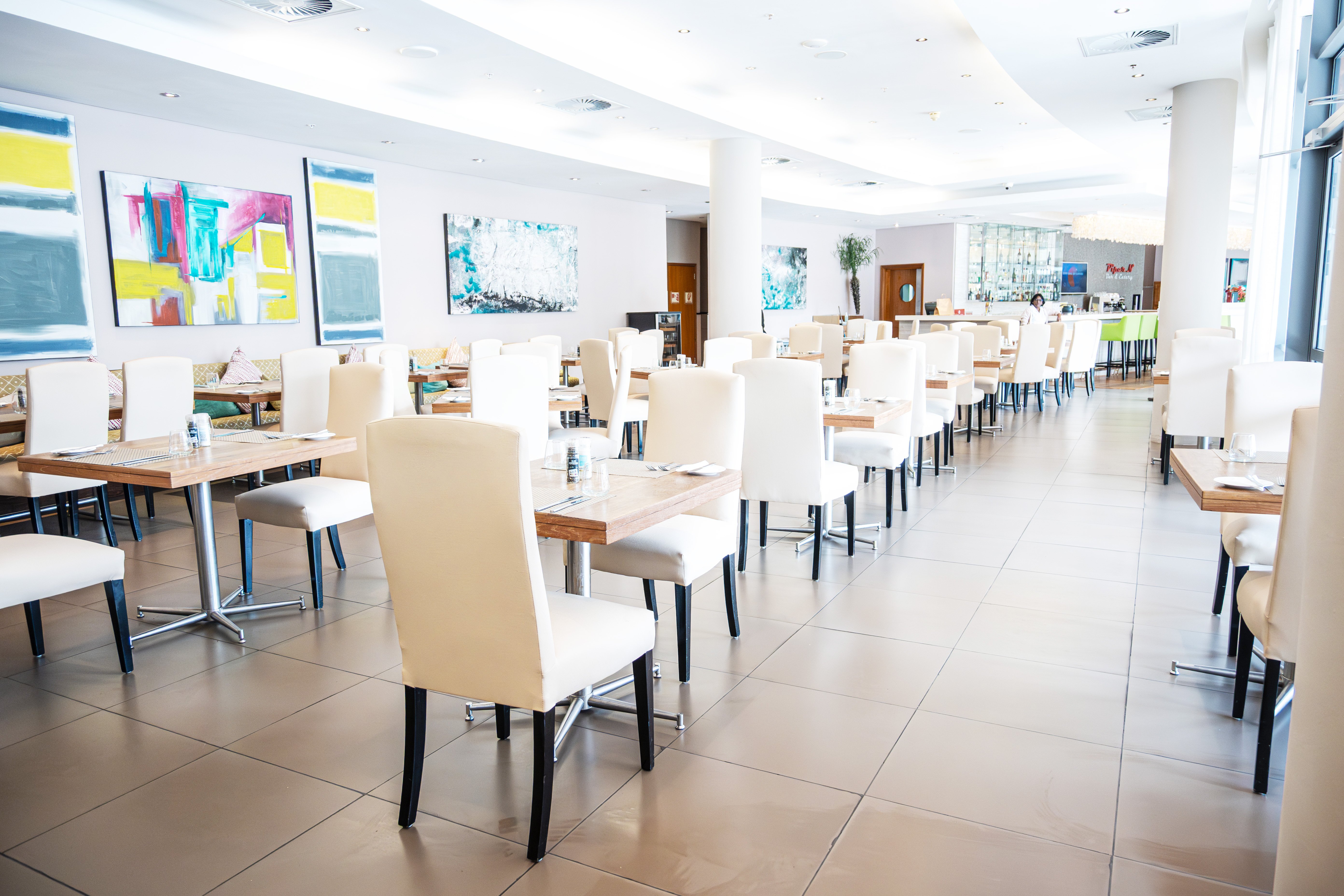 Holiday Inn Mauritius Mon Tresor 60/78