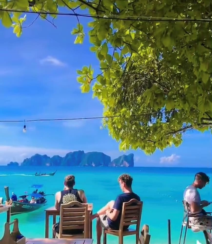 Paradise Resort Phi Phi 62/71