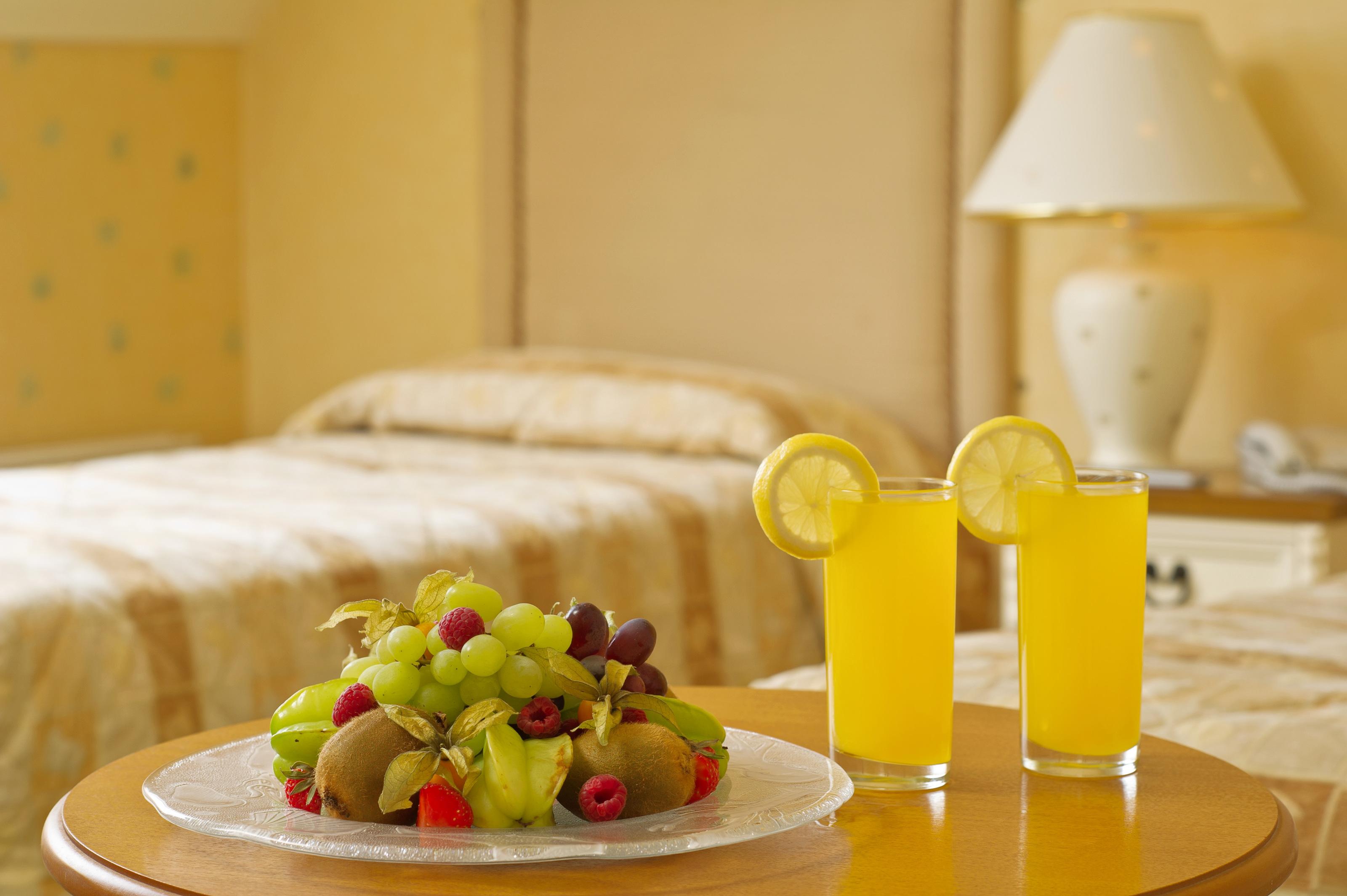 Hylands Burren Hotel 5/18