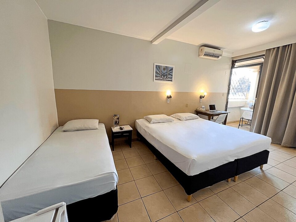Hotel El Pilar 19/50