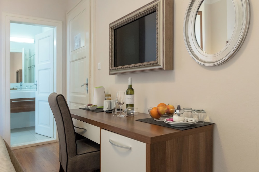 Bastion Luxury Rooms 22/25
