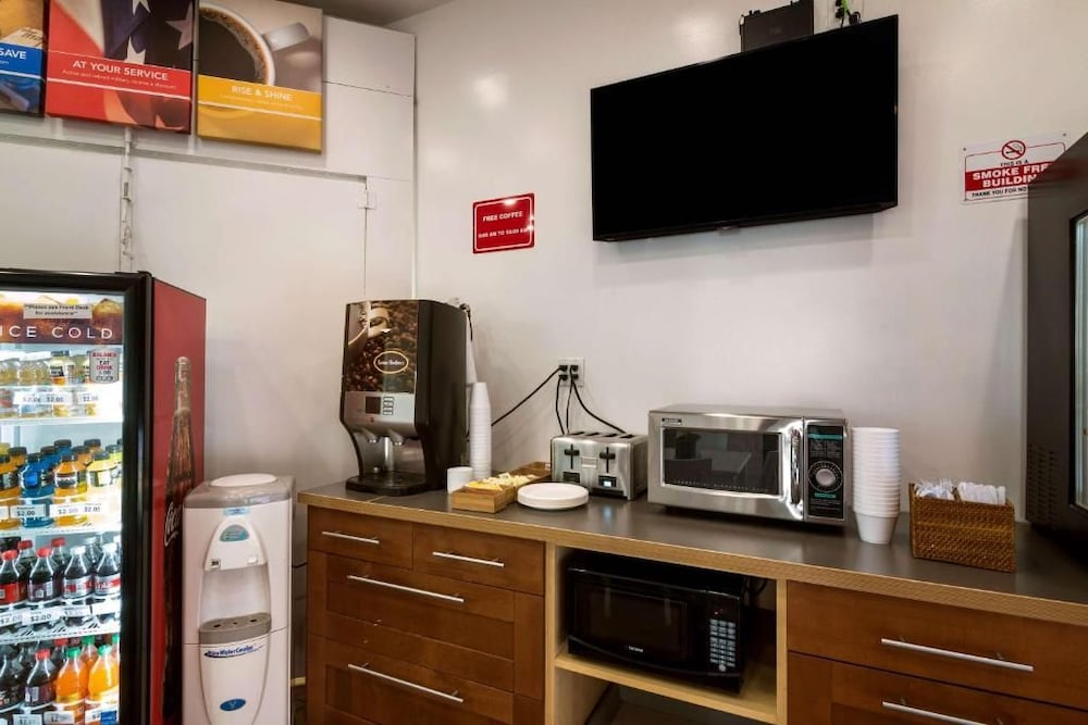 Motel6 Monterey Park, CA 30/47